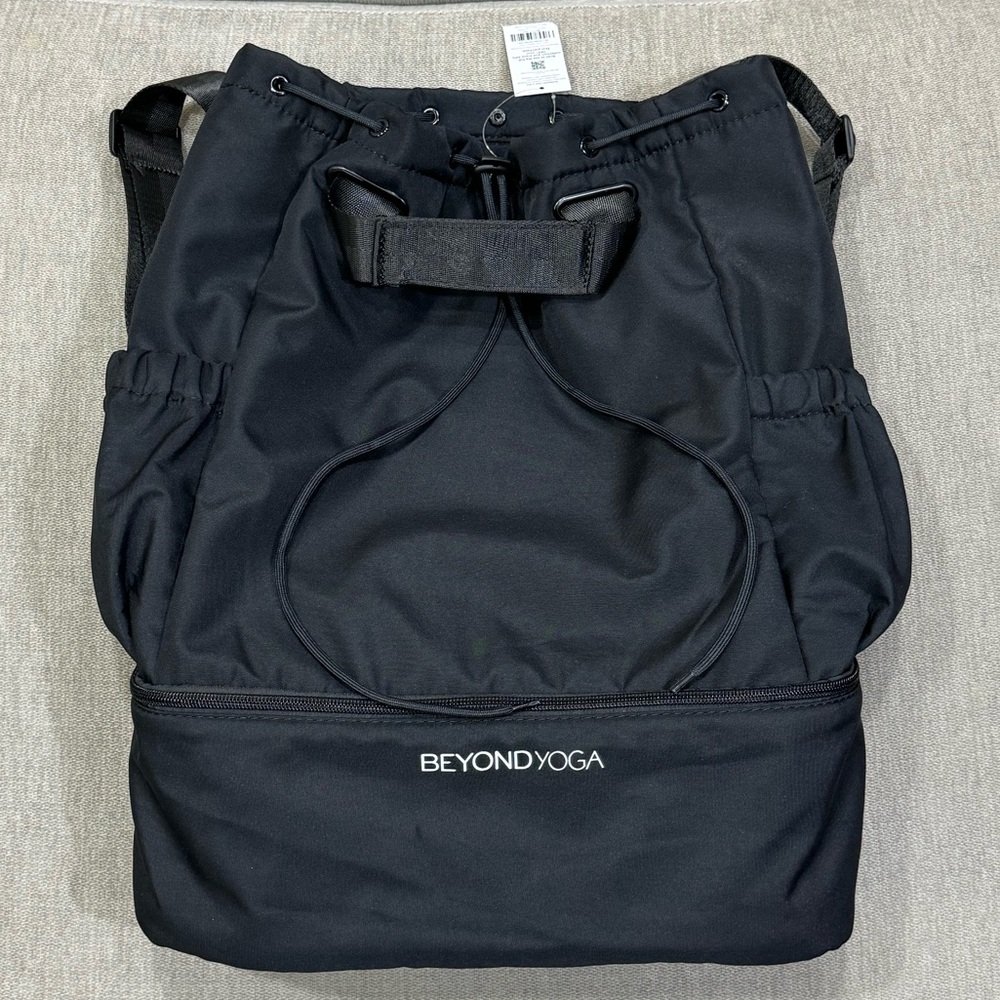NWT Beyond Yoga Convertible Gym Bag - Picture 5 of 16